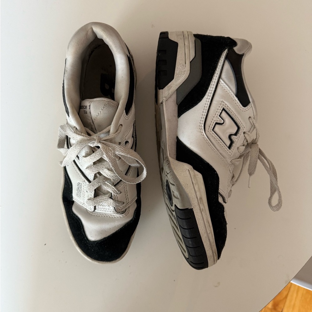 New balance 550 White and Black Sneakers